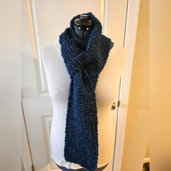 Knitted Scarf - Picture 3 of 3